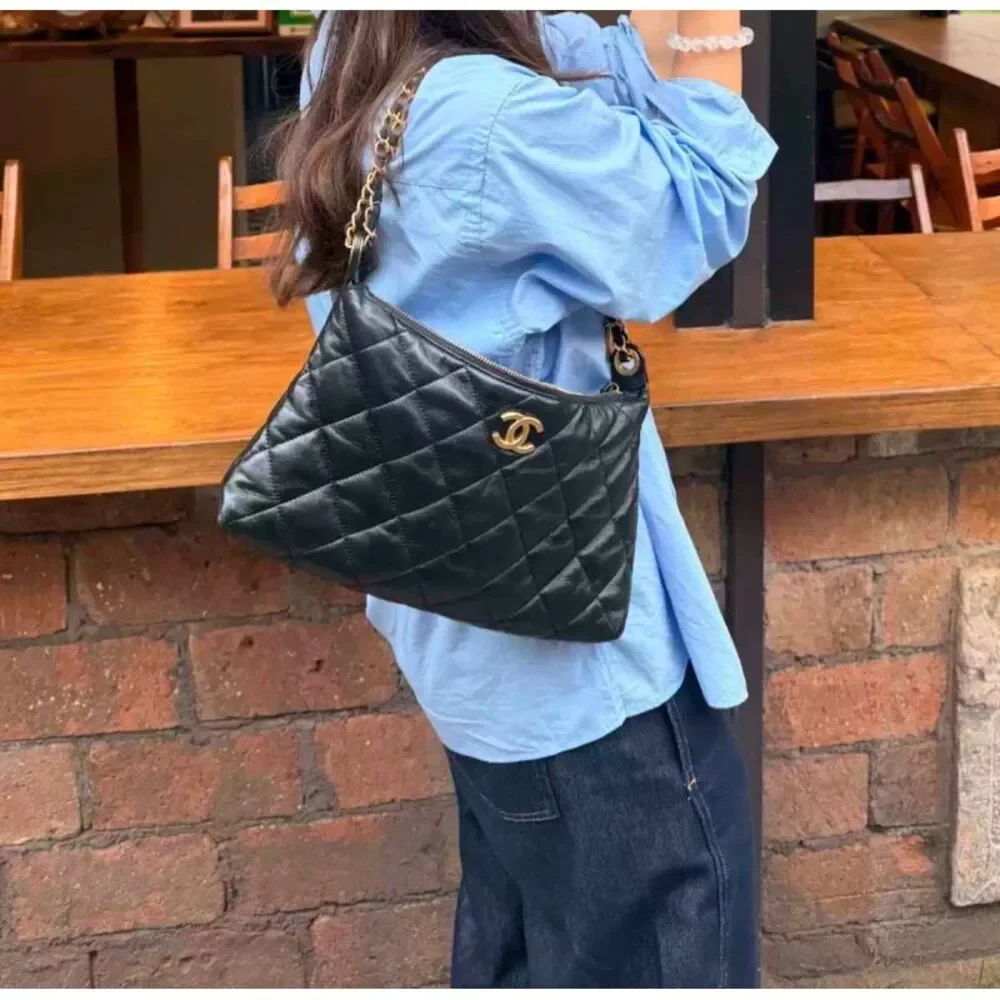 Chanel Women Pre-Loved Bag Very Good Condition